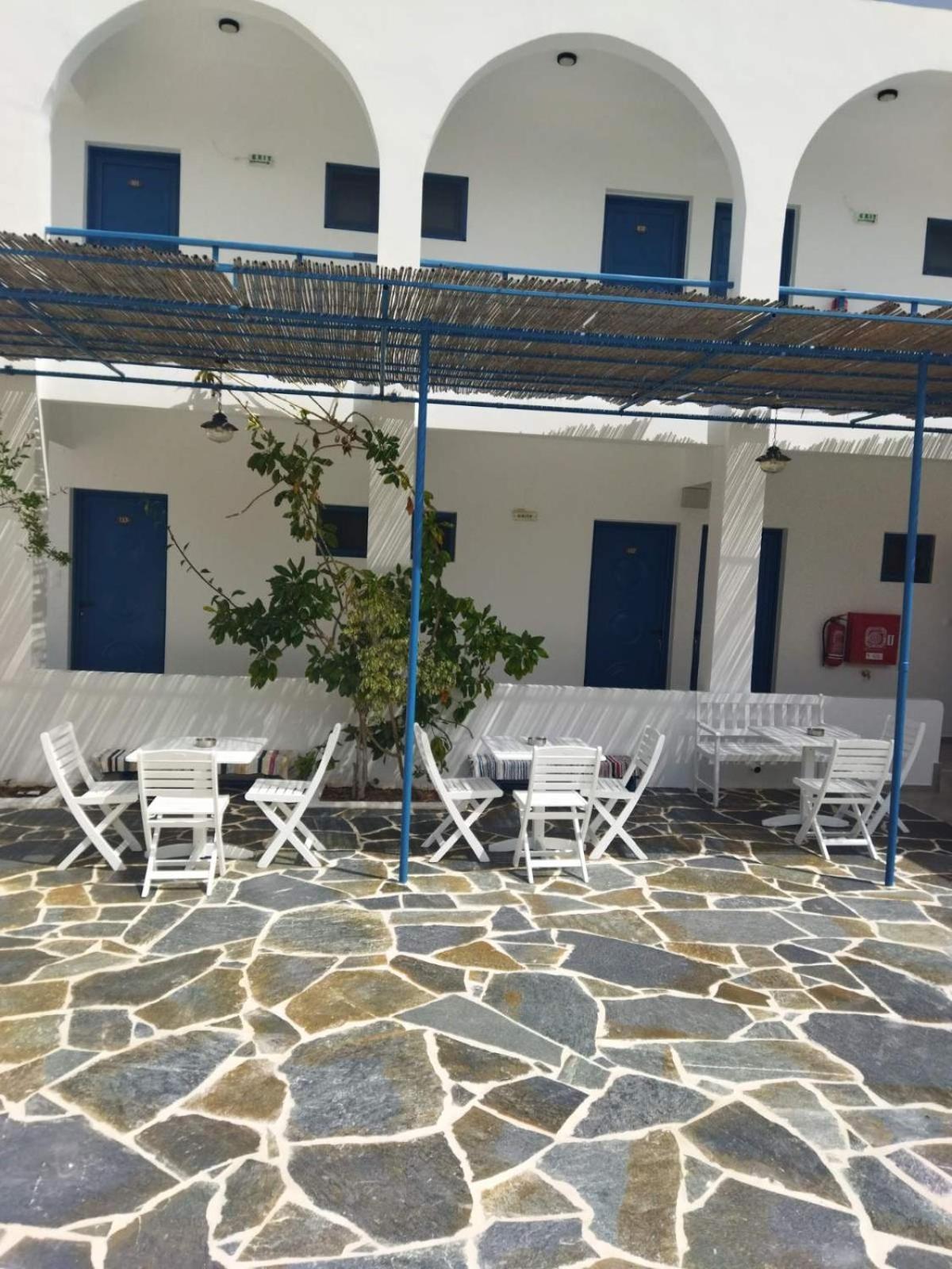 Hotel Flisvos Megalochori  Buitenkant foto